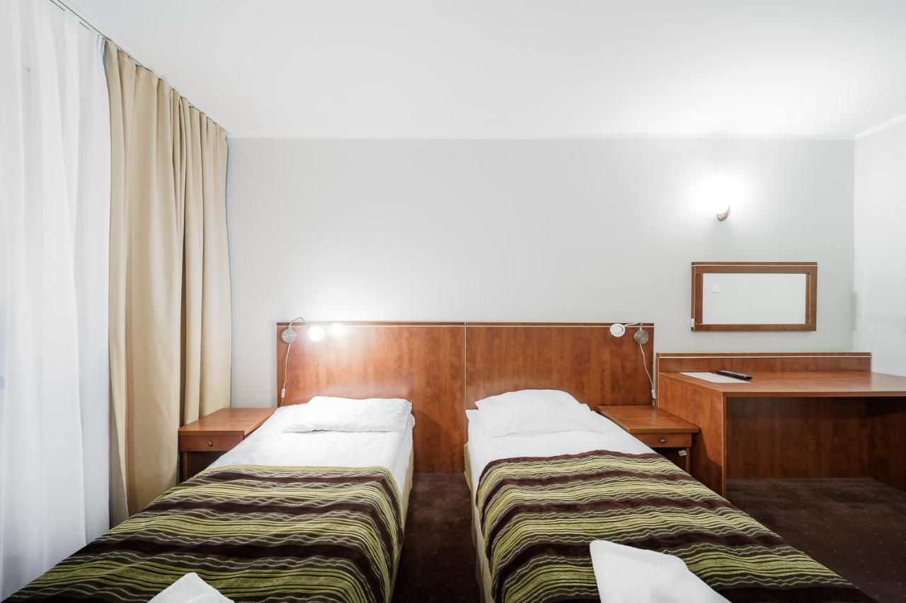 Promenada Zegrze Hotel Bialobrzegi  Ngoại thất bức ảnh