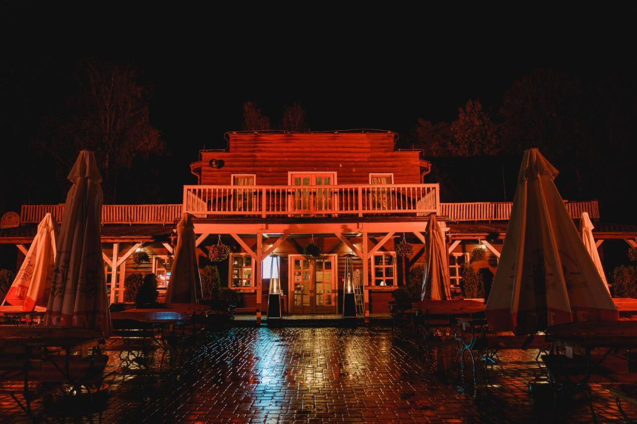 Promenada Zegrze Hotel Bialobrzegi  Ngoại thất bức ảnh