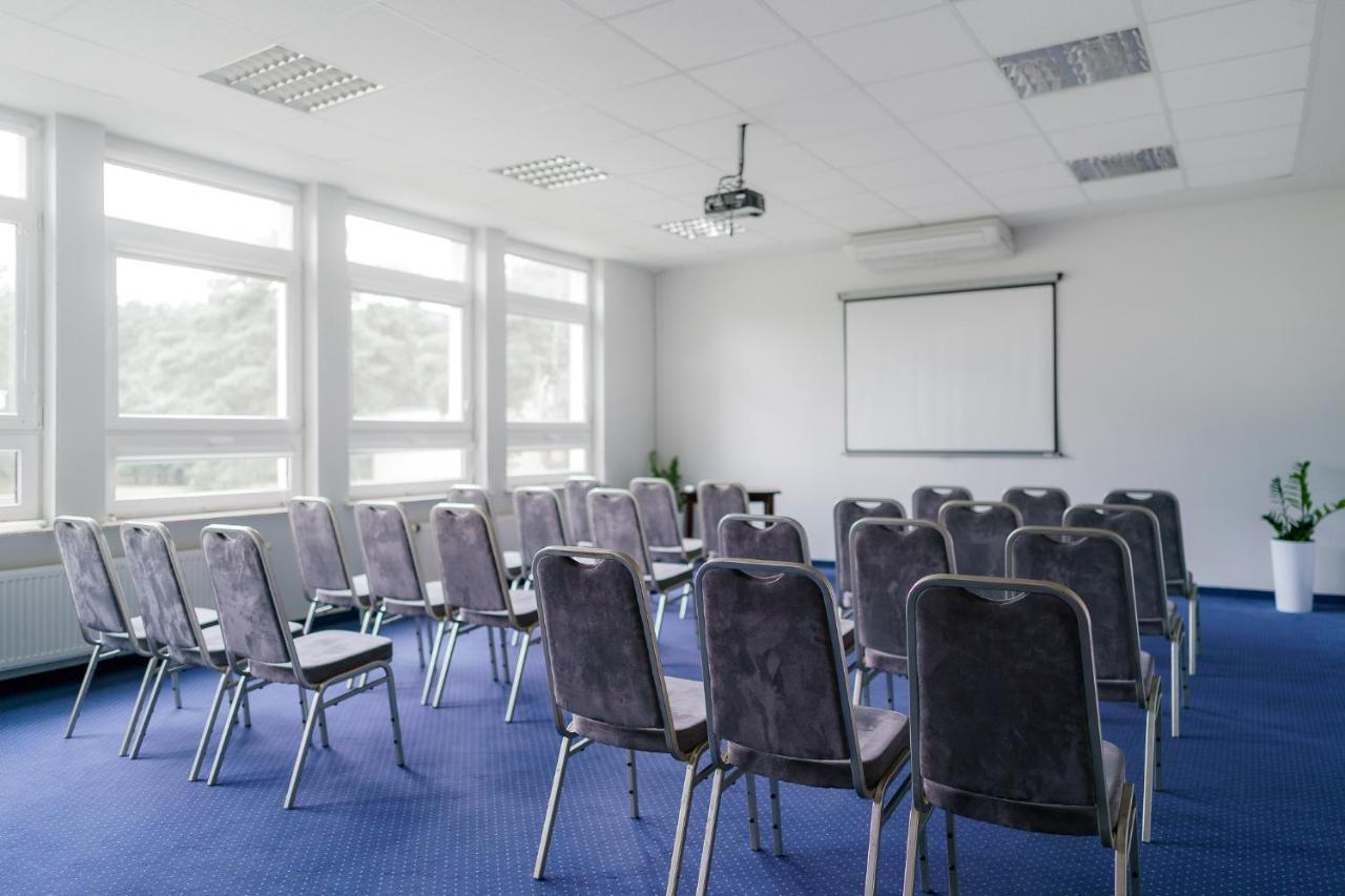 Promenada Zegrze Hotel Bialobrzegi  Ngoại thất bức ảnh