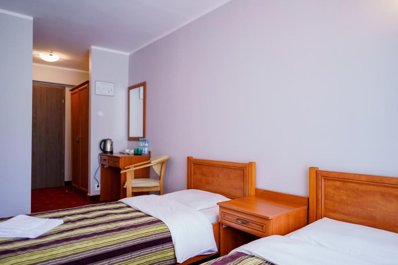 Promenada Zegrze Hotel Bialobrzegi  Ngoại thất bức ảnh